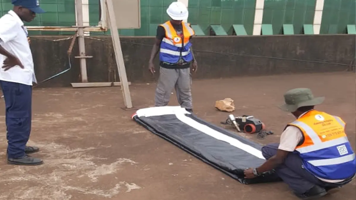 The printed PVC face prepared beside the installation structure